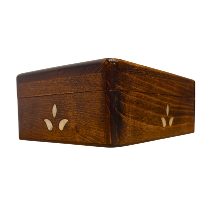 Handgefertigte Luxusbox aus Damaskus – Perlmutt & Samteleganz